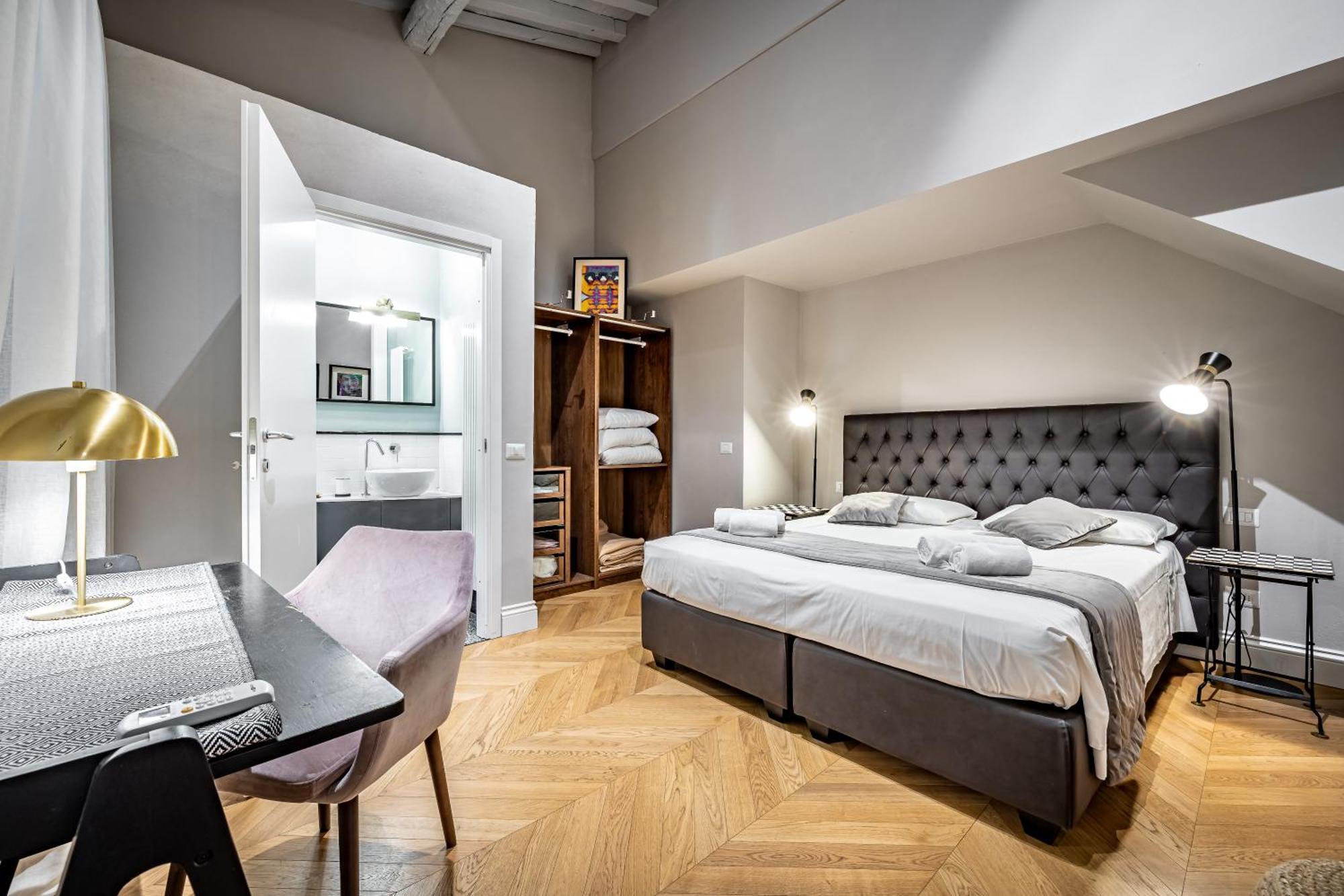 Hs4U Ricasoli Luxury Apartment Near Duomo N.1 Firenze Kültér fotó